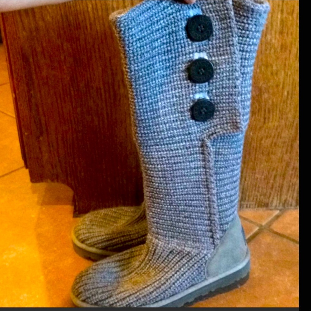 Ugg cardi boot 7
